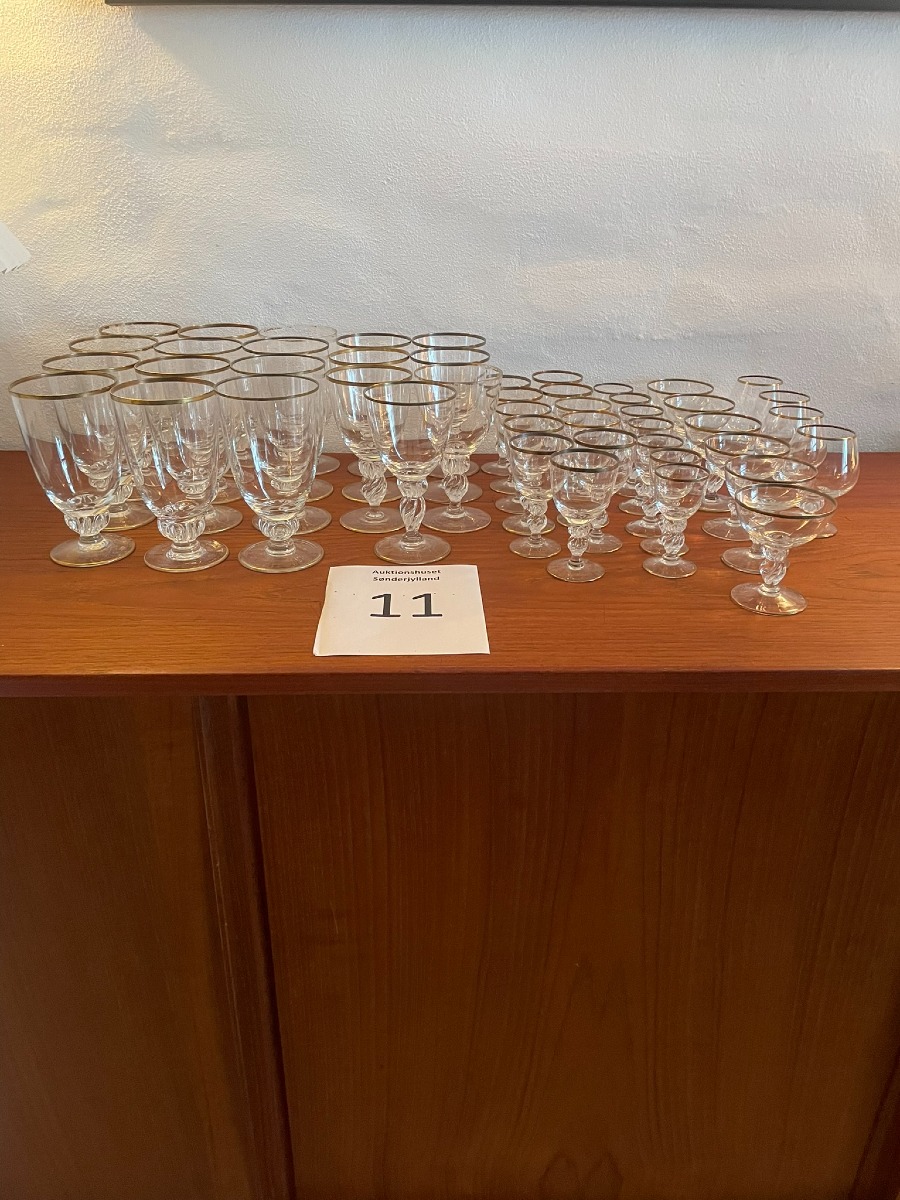 Lyngby Mågeglas med guldkant (47)