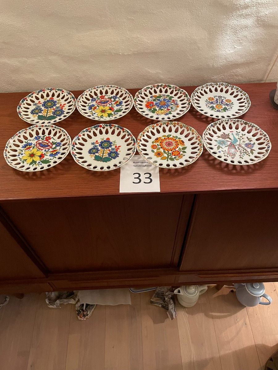 Porcelana Schmidt – S. Catarina, tallerkner med brudt fane (8)