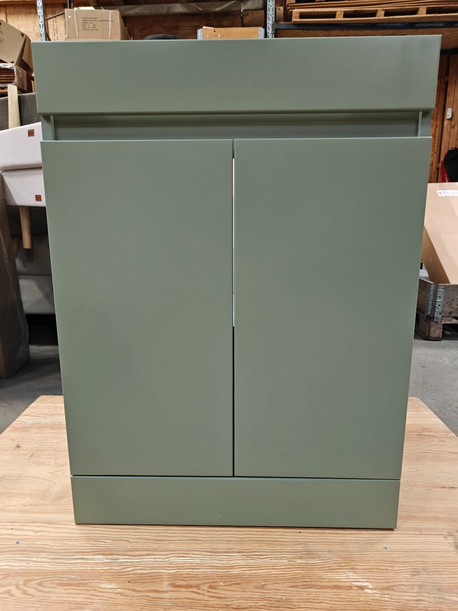 Overskab m. 2 låger