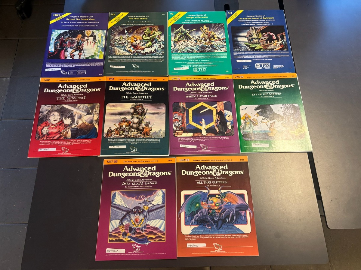 10 stk. Dungeons & Dragons-moduler