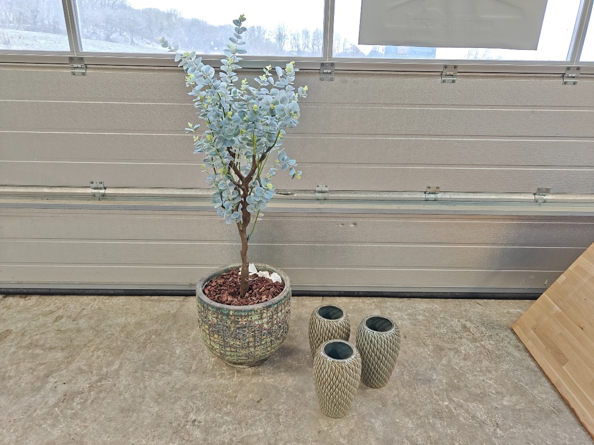 Kunstigt oliventræ m.m. 