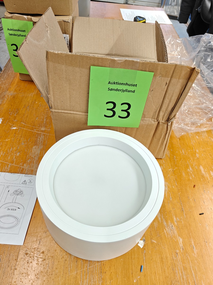 1 stk påbygnings lampe 