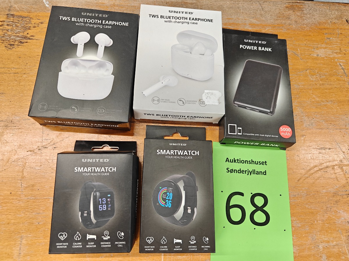 2 sæt Earphone +2 stk smart watch