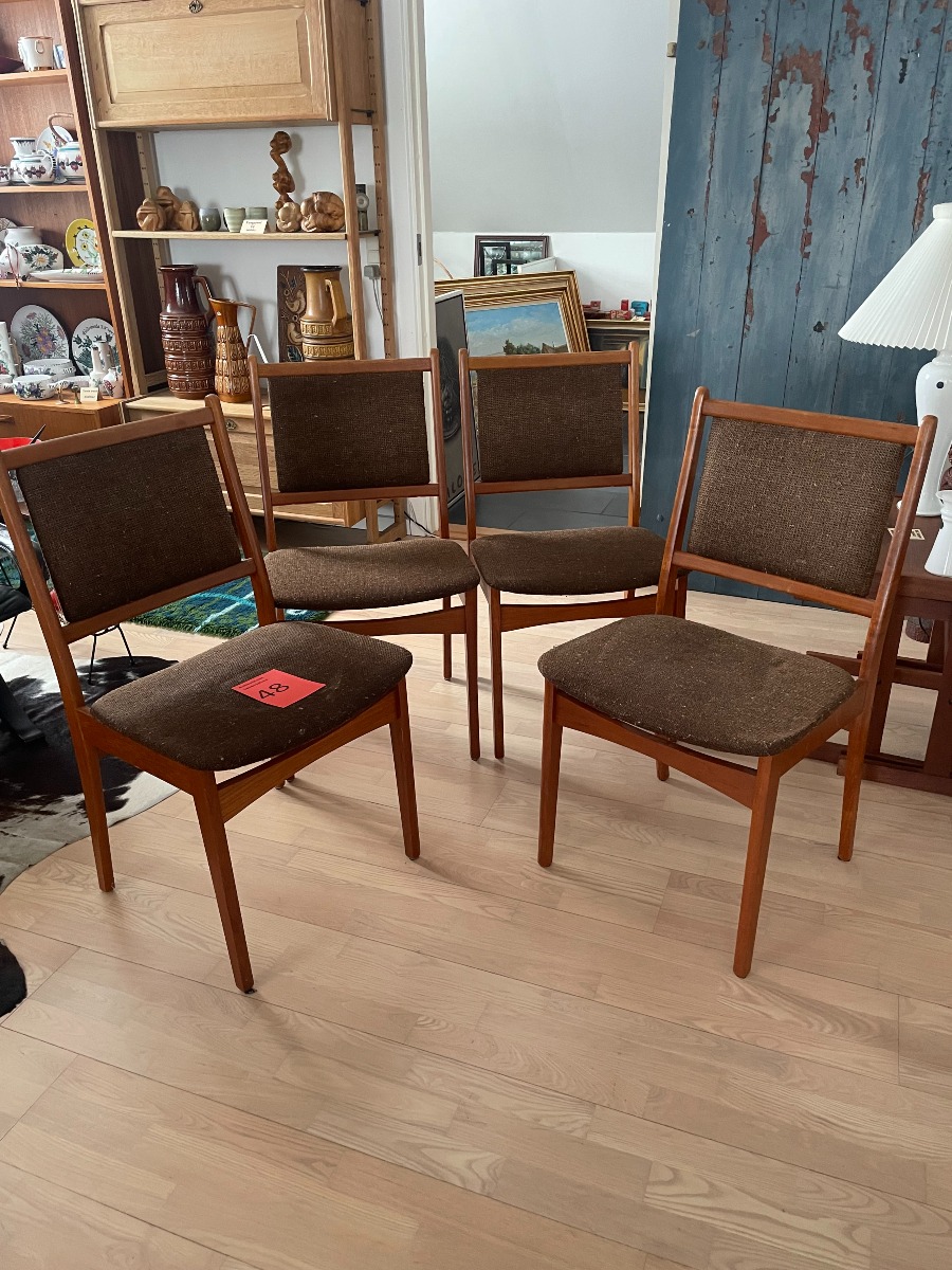 4 stole af teak