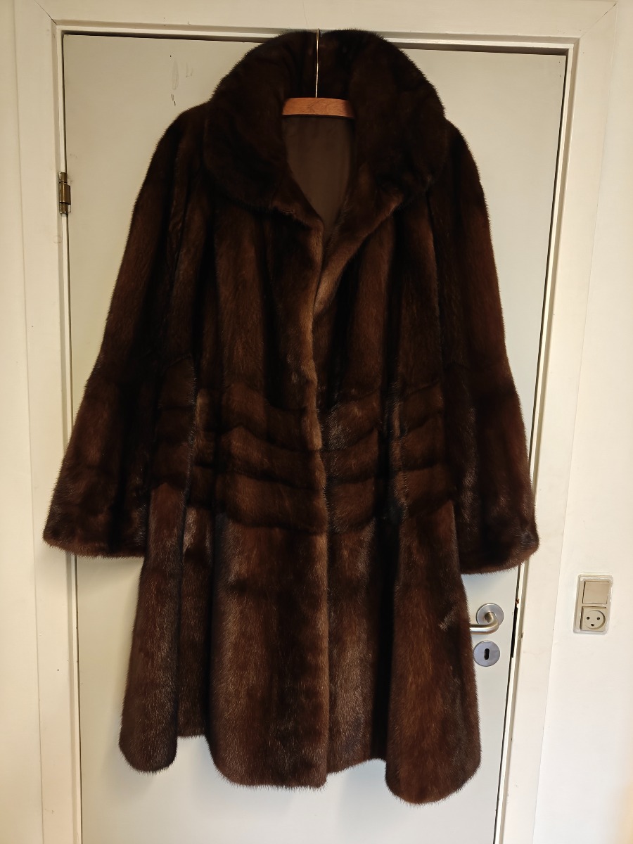 Skinnwille pelsfrakke af Sagamink