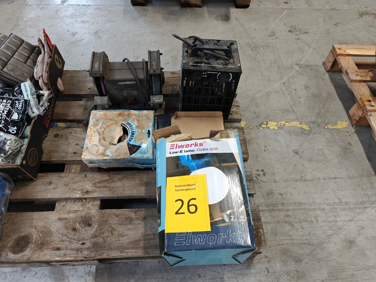 Varmeblæser, elworks low- E lamp 42W og bænksliber