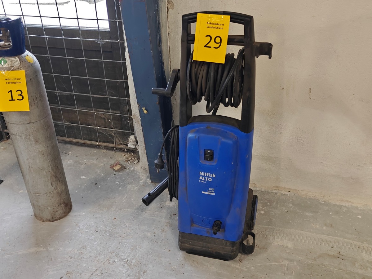 Højtryksrenser. Mrk: Nilfisk