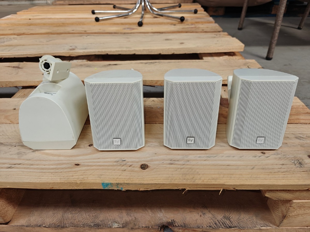 4 Electro Voice højttalere