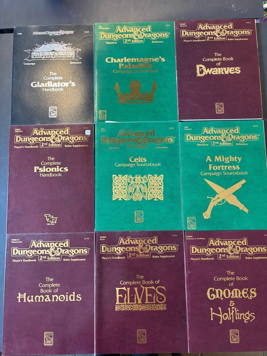 AD&D 2nd Edition Sourcebooks & Complete Handbooks – Dwarves, Elves, Gnomes, Psionics m.fl. (9)