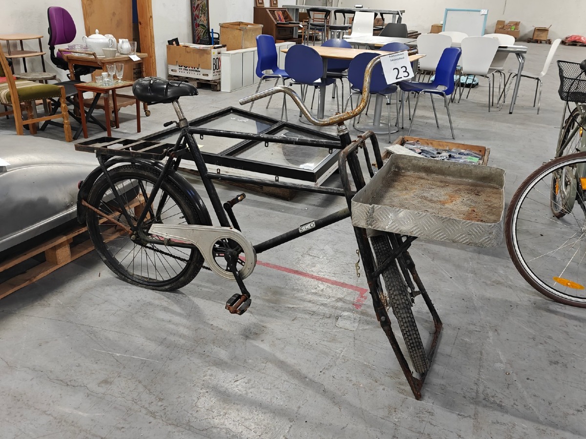 Budcykel. Mrk: S.C.O.