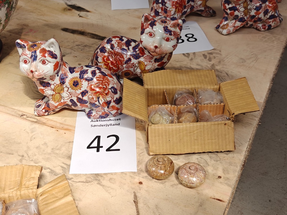 2 stk. Kinesiske kattefigurer. 