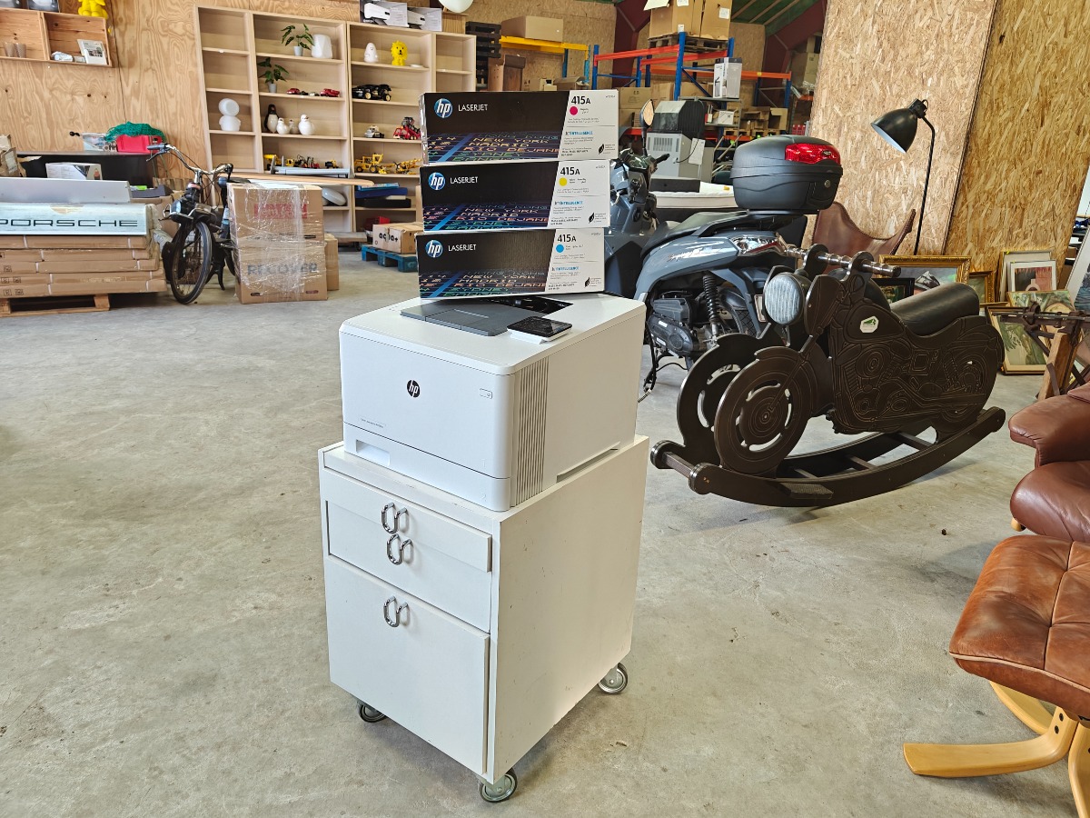 HP Color LaserJet Pro M454dw