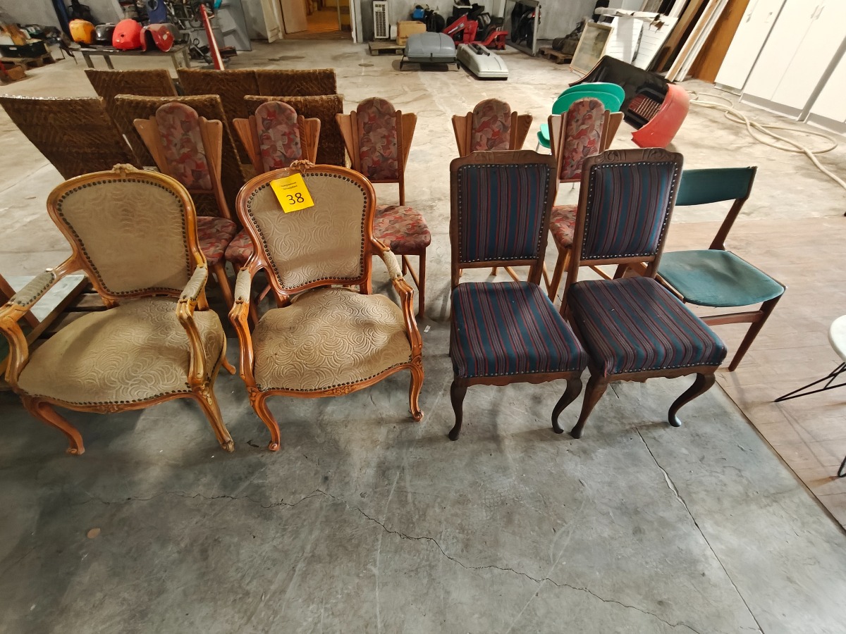2 retro stole + 8 spisebords stole 