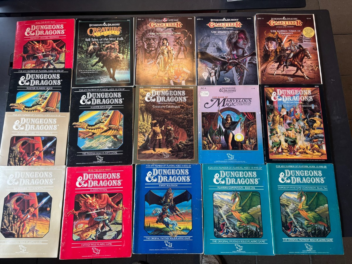 Dungeons & Dragons / Gazetteer / Rules Cyclopedia Lot (16)