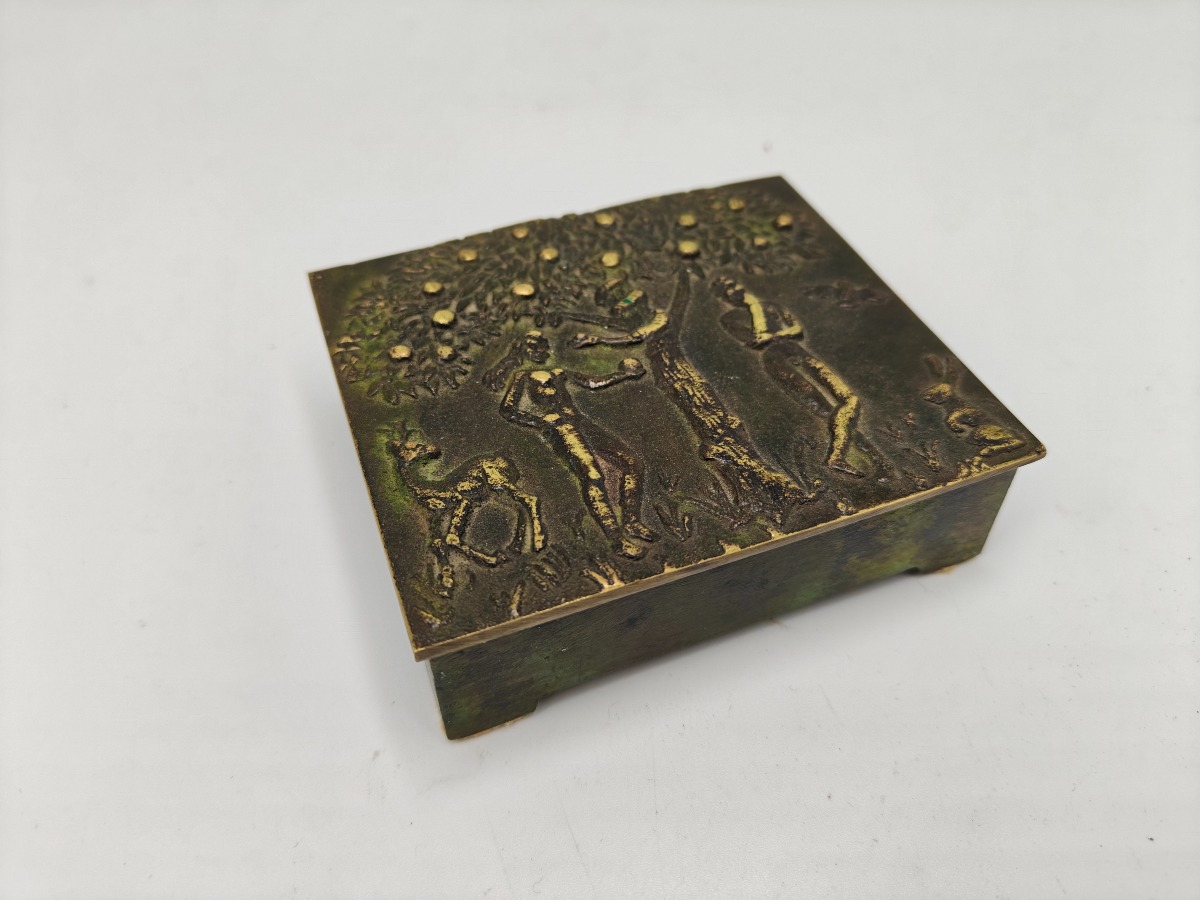 Lille skrin af bronze