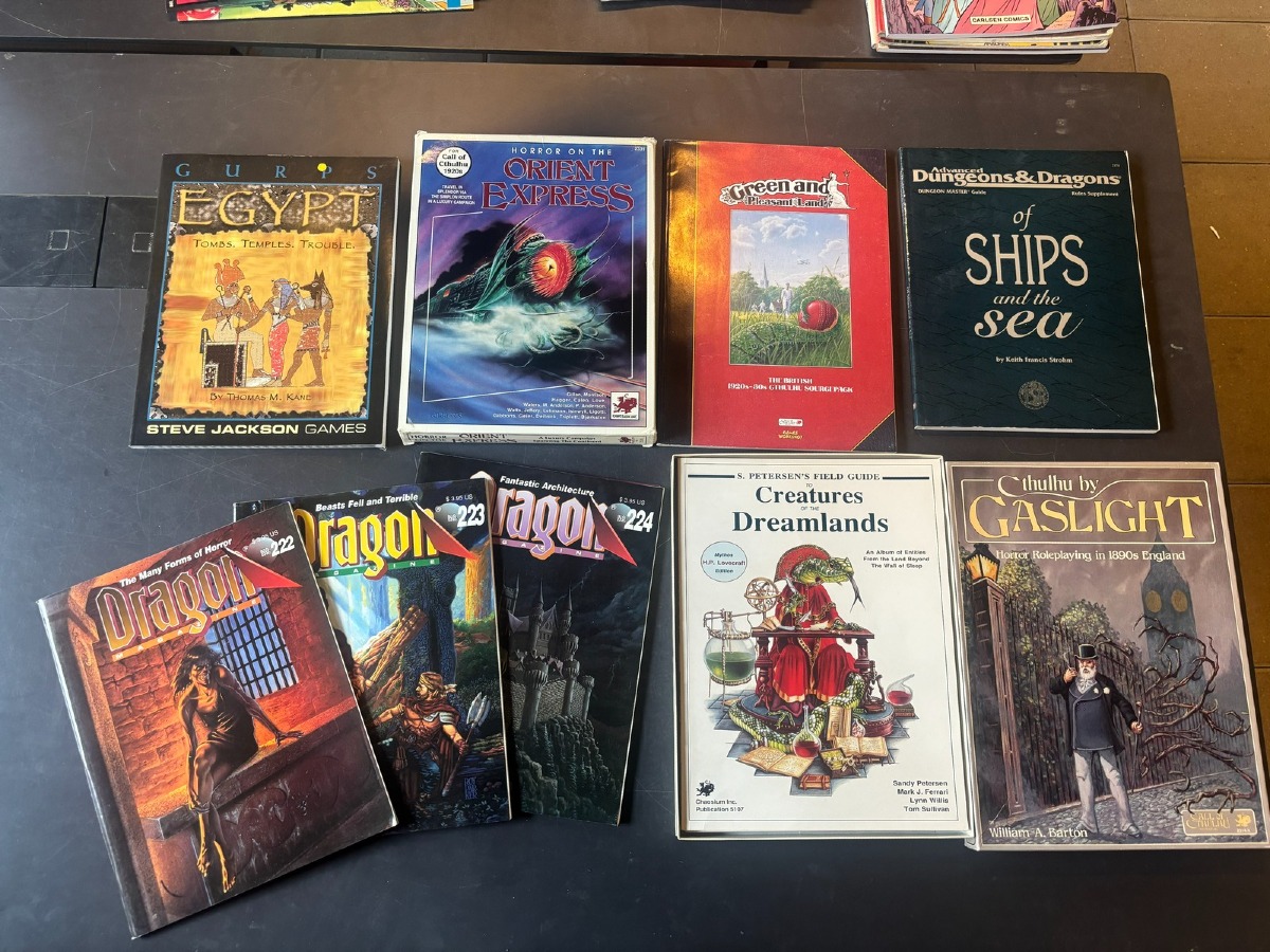 Rollespilsbøger & magasiner blandet lot (9)