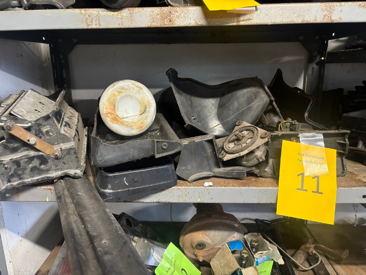 Alt på hylde til Kadett C instrumentering, varmeapparat, kølegitter mm