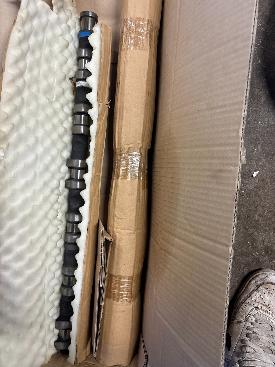 2 stk. sports knastaksel, til 3.0 24V. Original.