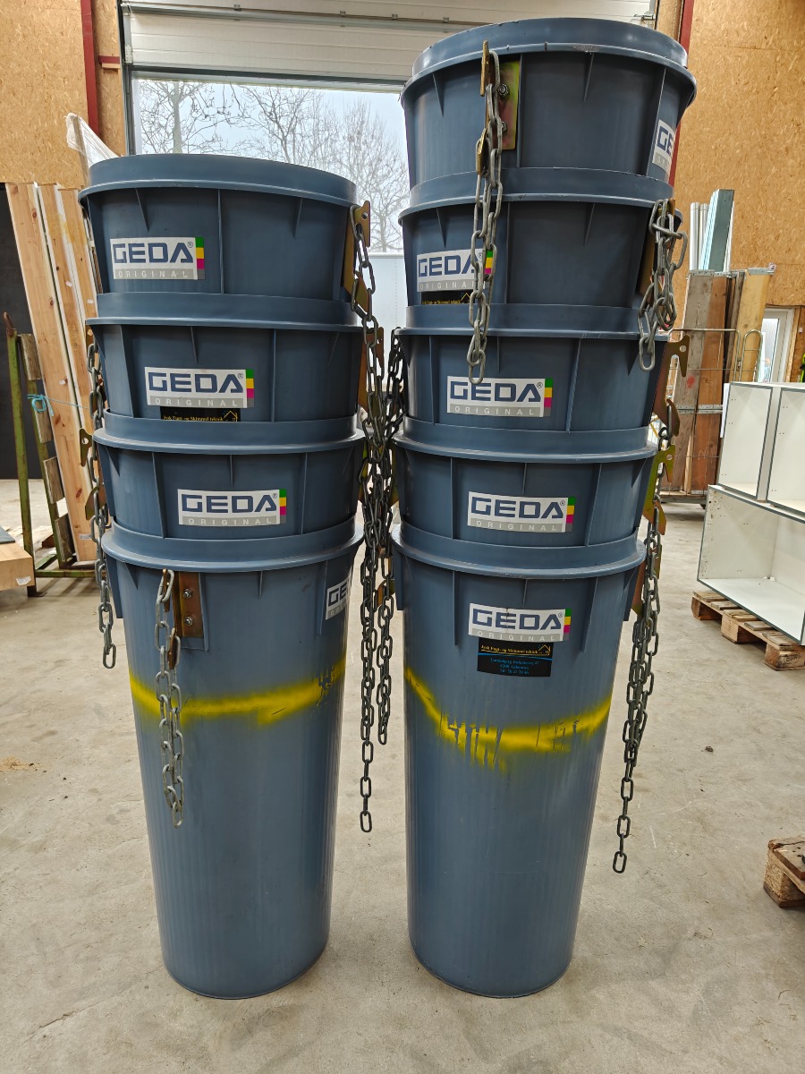 Geda affaldsskakte / nedløbsrør, 9 stk