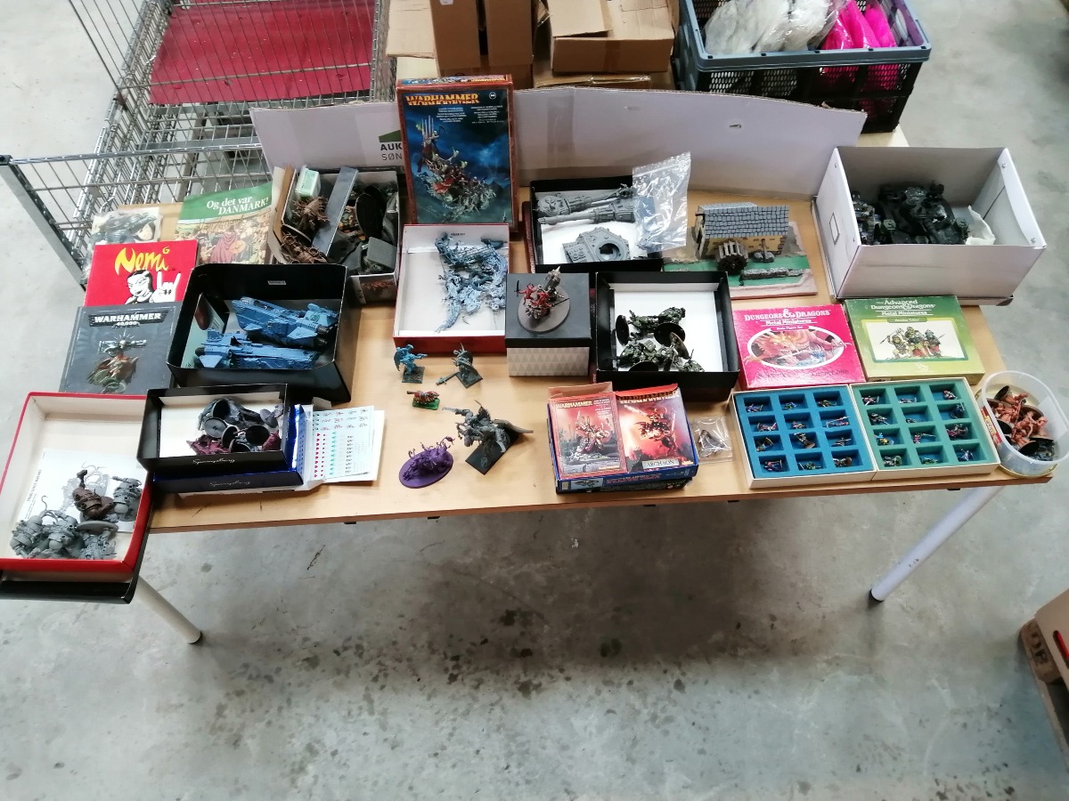 Stor samling af warhammer figur, mm