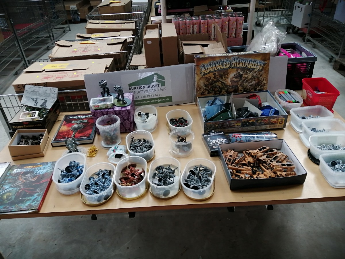 Stor samling af warhammer figur, mm