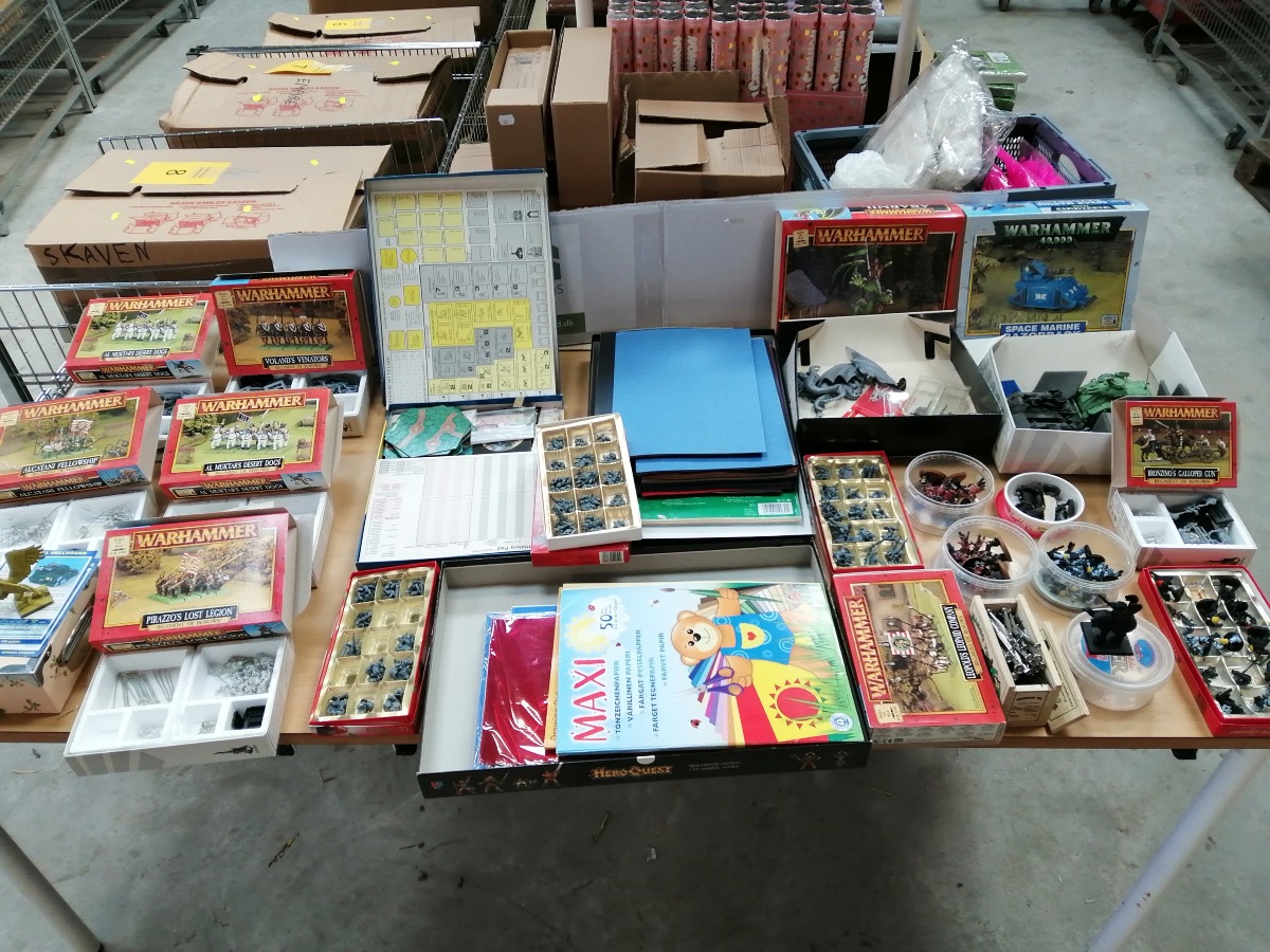 Stor samling af warhammer figur, mm