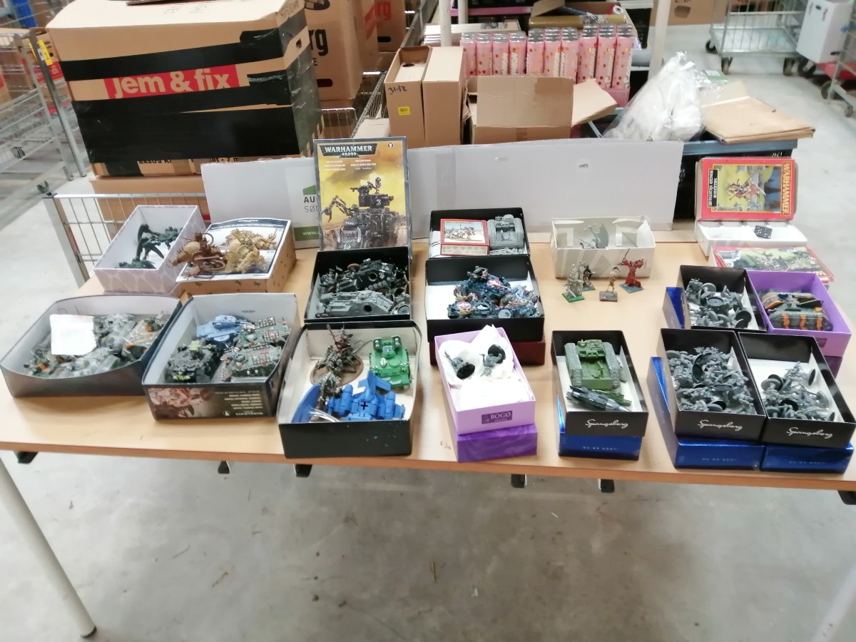 Stor samling af warhammer figur, mm