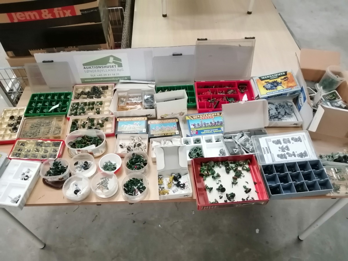 Stor samling af warhammer figur, mm