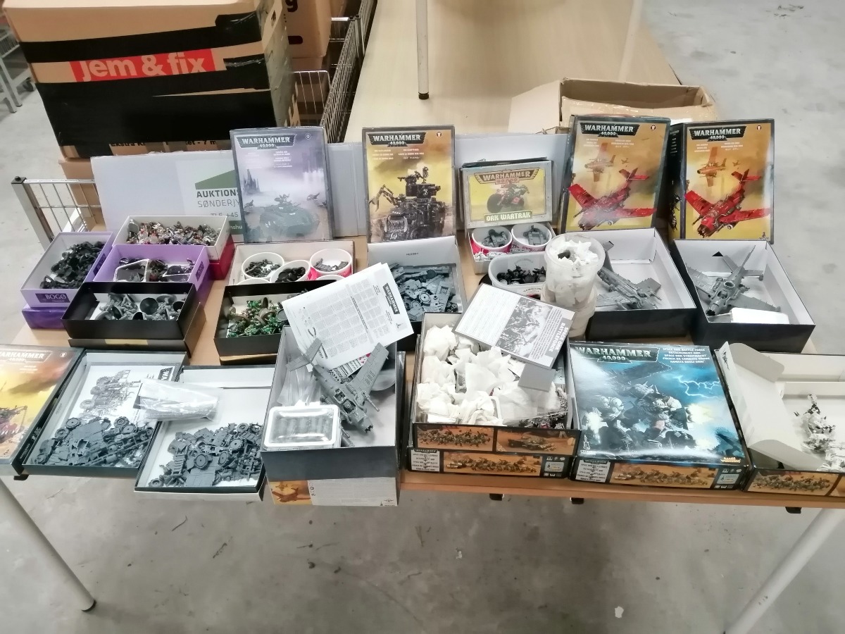 Stor samling af warhammer figur, mm