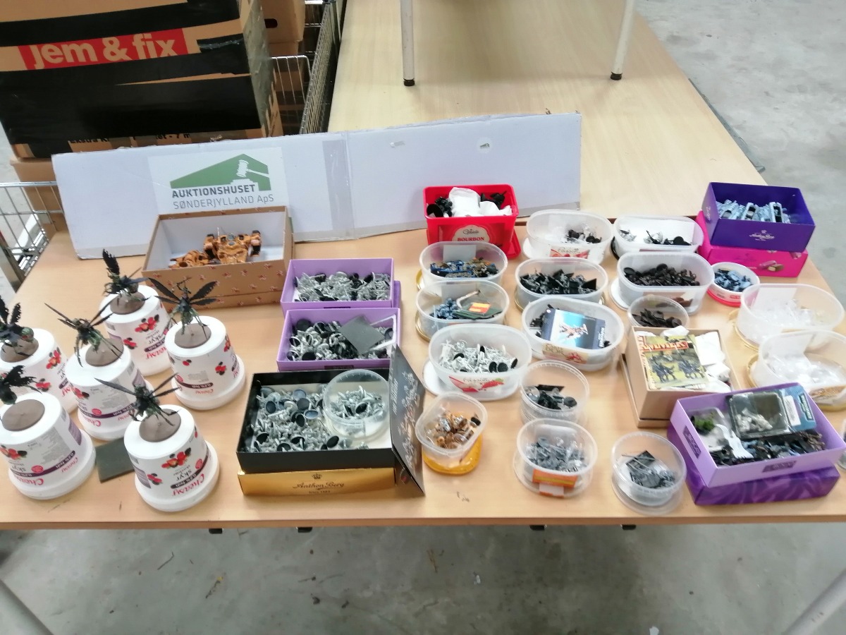 Stor samling af warhammer figur, mm