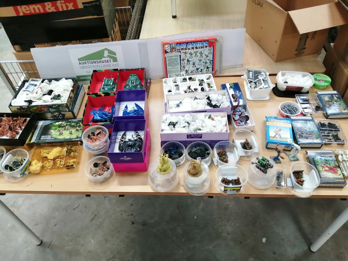 Stor samling af warhammer figur, mm