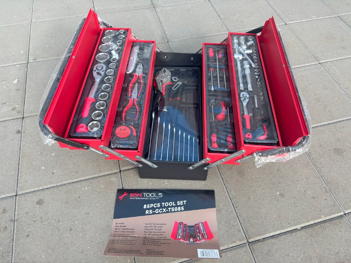 Værktøjs kasse med 85 dele