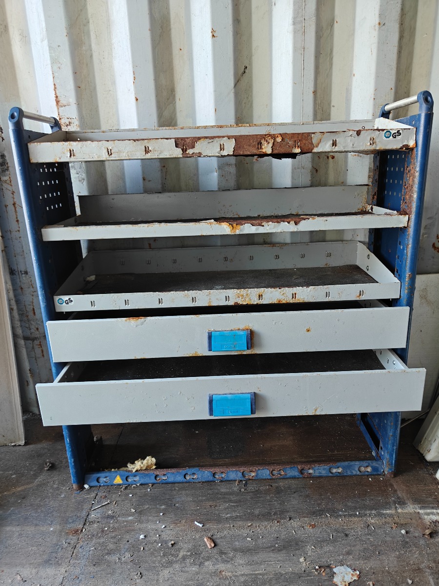 Indretning til håndværkerbil (3)