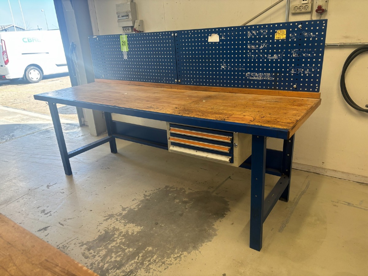 Arbejdsbord / værkstedsbord med skuffemodul