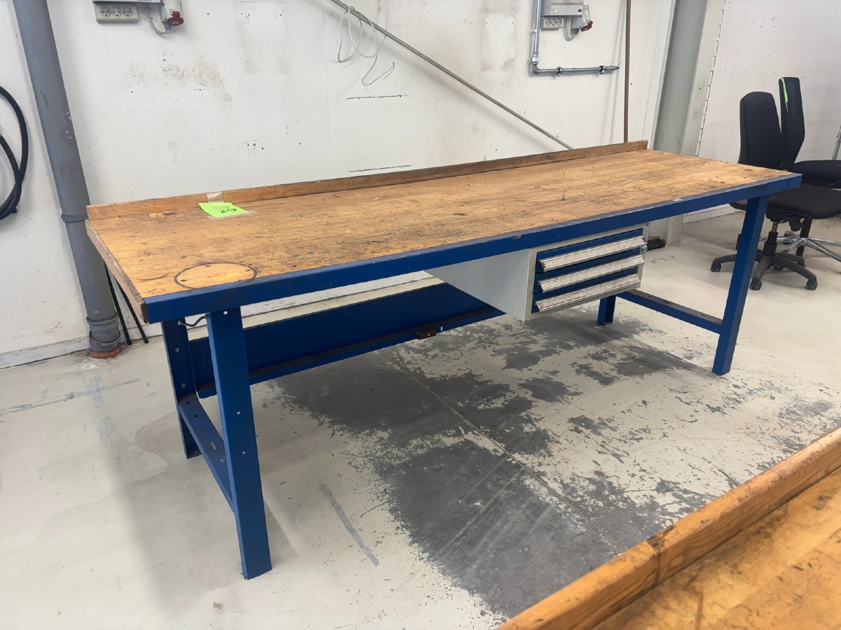 Arbejdsbord / værkstedsbord med skuffemodul