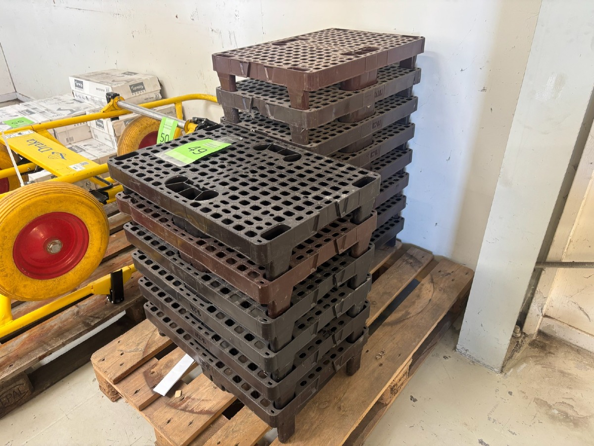 Parti plastpaller (14)