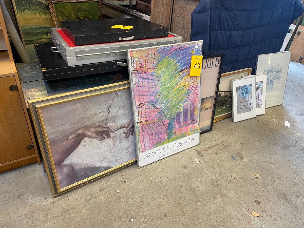 7 plakater/tryk i rammer