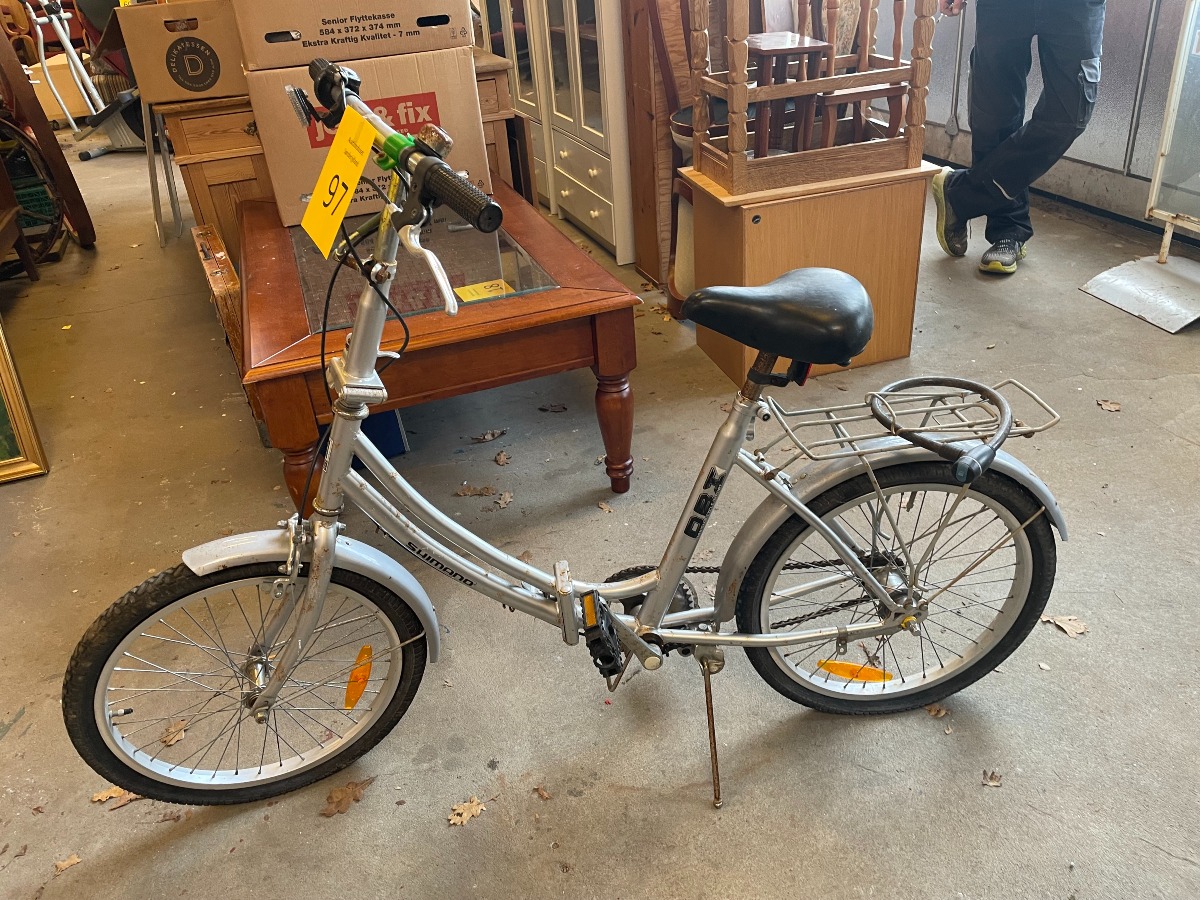 1 foldbar by cykel. Mærket dansk cykel import. 