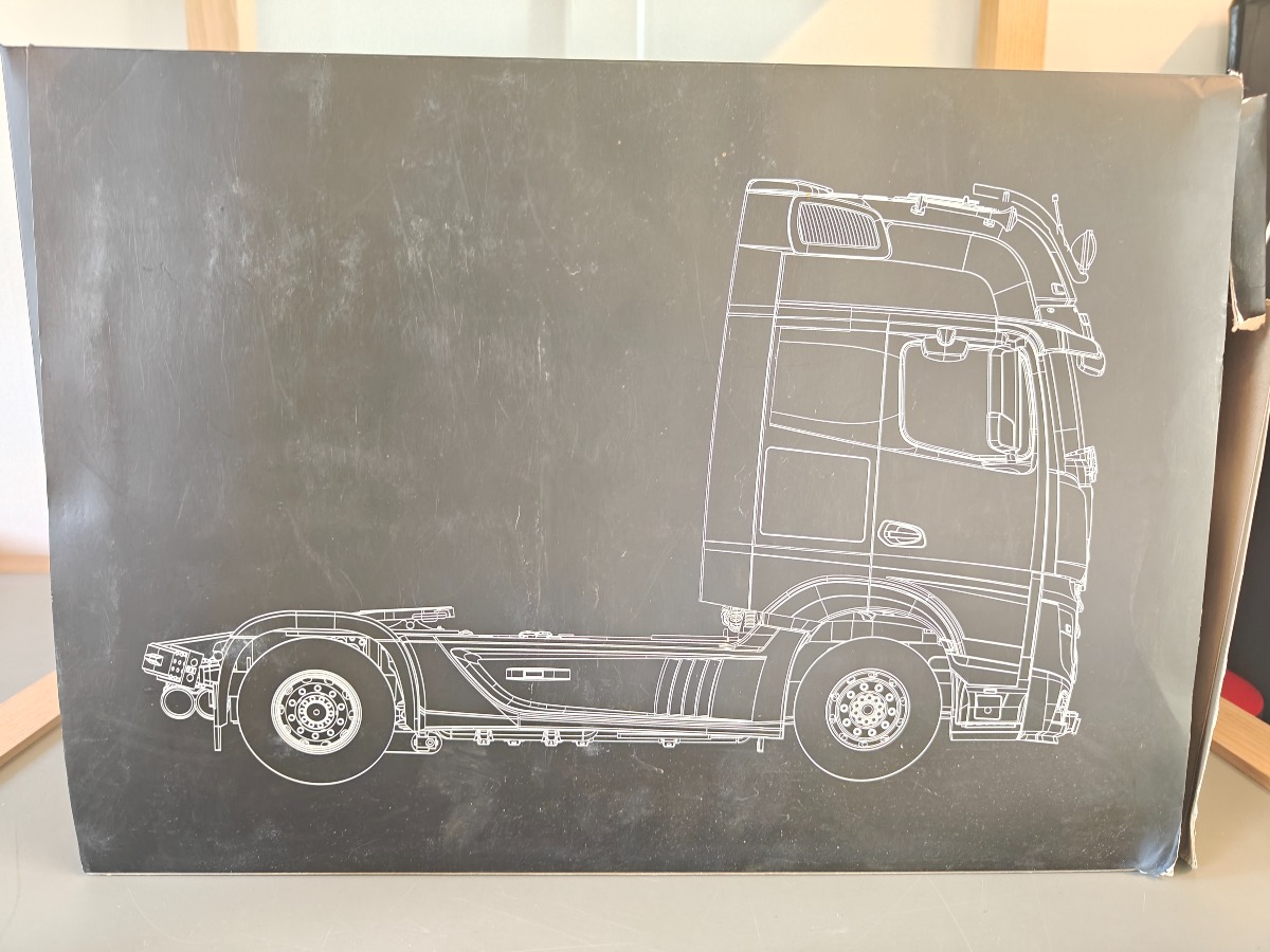 Road Kings model af Mercedes Benz Actros Gigaspace 1:18