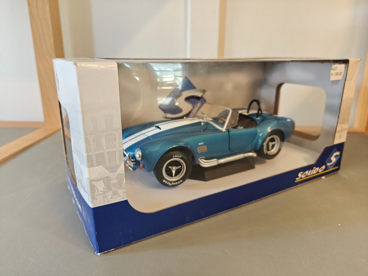 Solido model af 1965 Shelby Cobra 427 MKII S/C 1:18