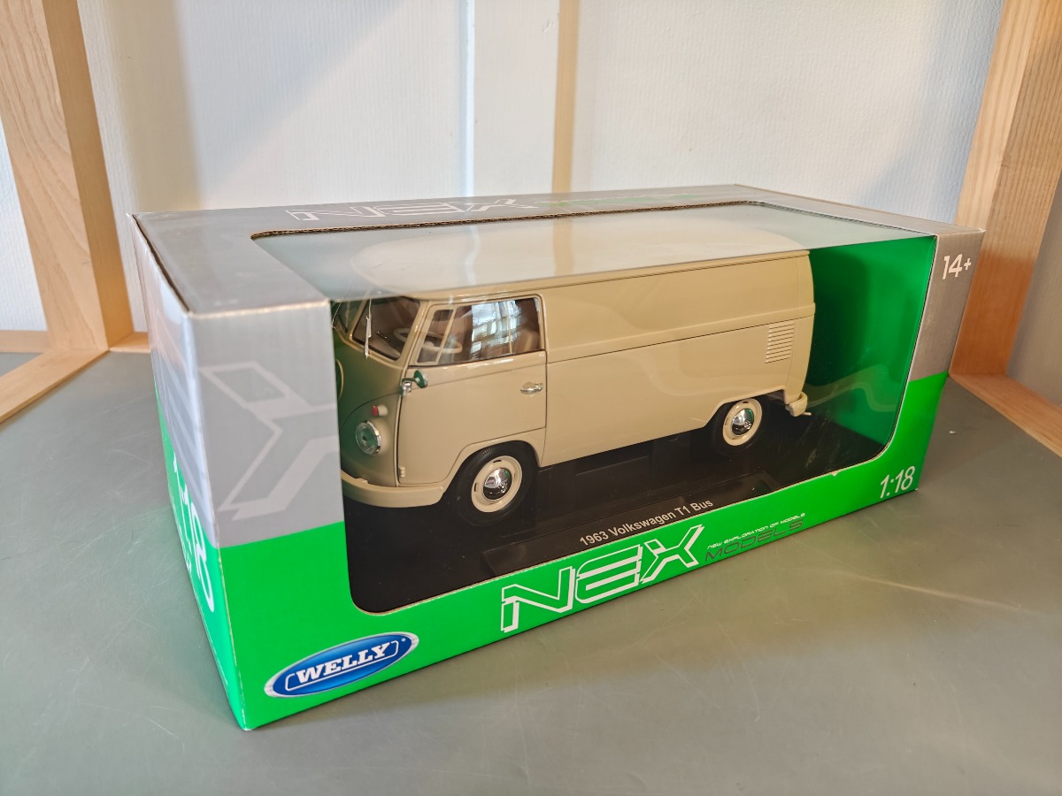 Welly model af VW T1 bus 1963 1:18