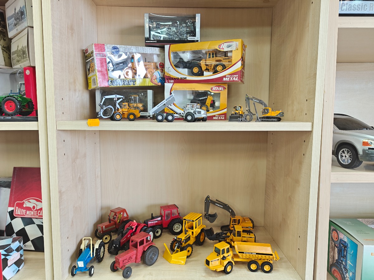 Modeller af entrepenørmaskiner og traktorer