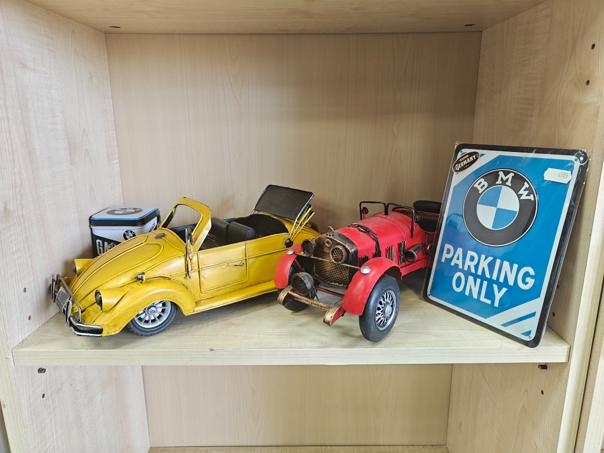 Metal modelbiler m.m.