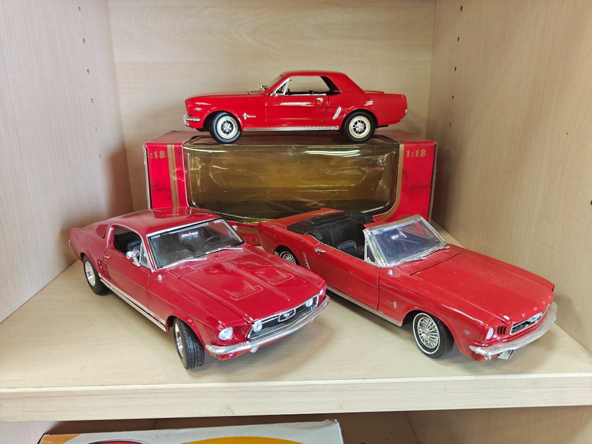 Ford Mustang metalmodeller 1:18