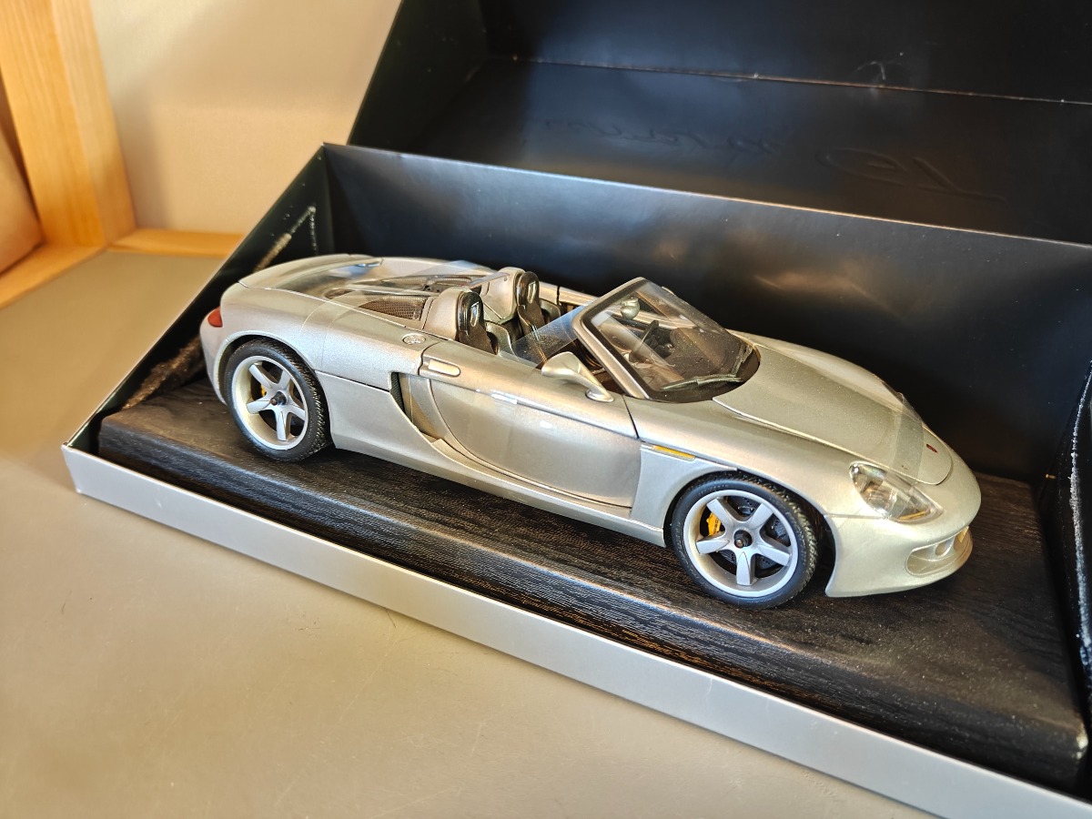 Maisto model af Porsche Carrera GT 1:18