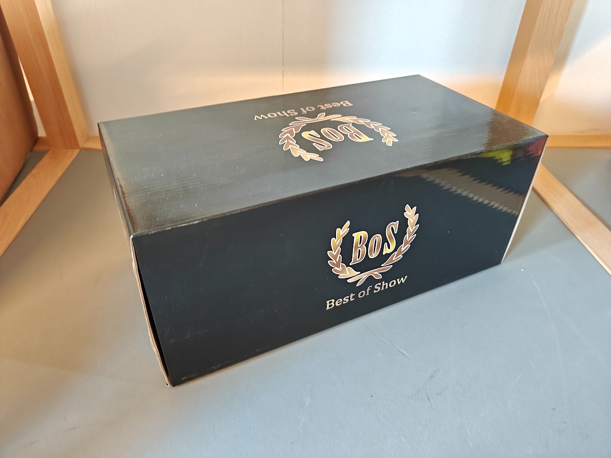 BoS models model af Ford Taunus P2 17M 1:18