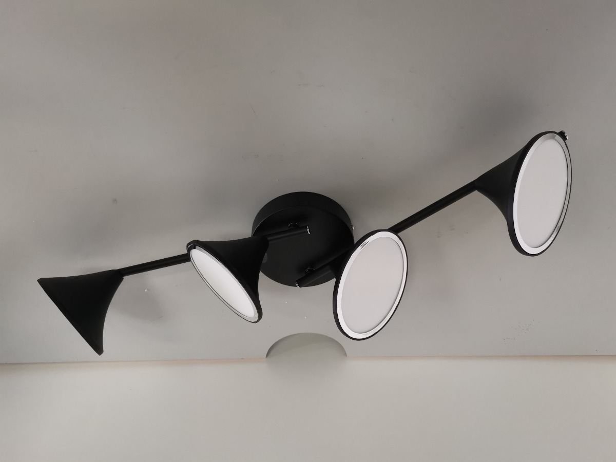 Wofi spotskinne med 4 lyskilder, LED. Sortlakeret. 