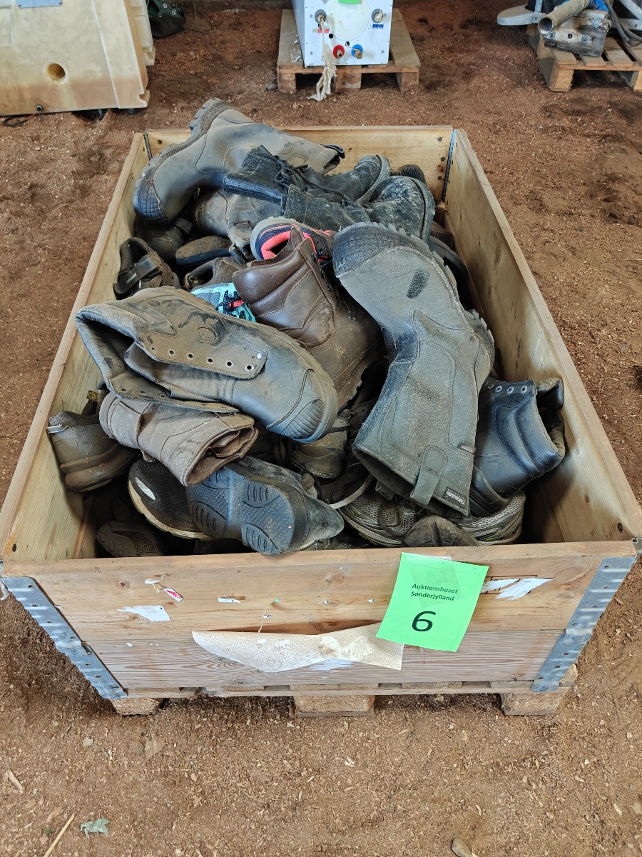 Parti brugte & nye sko & støvler