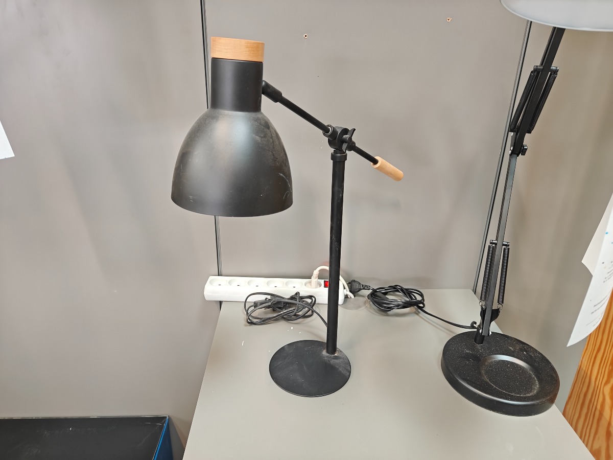 Scarlett bordlampe fra Cave Home