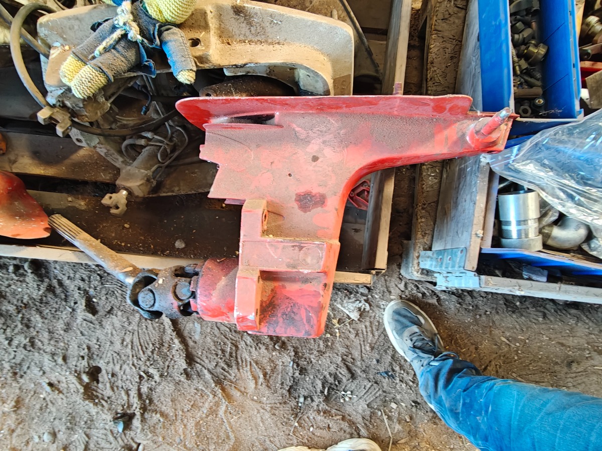 Skruer & styr til båd 